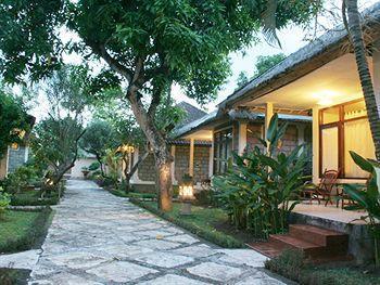 The Alit Hotel Kuta  Exterior photo